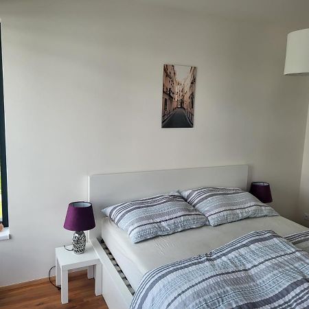 New Apartment In Karlin, Praha 8, Close To Center Εξωτερικό φωτογραφία