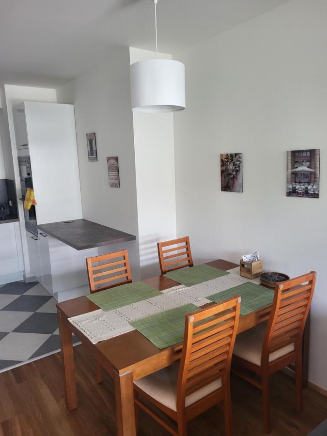 New Apartment In Karlin, Praha 8, Close To Center Εξωτερικό φωτογραφία