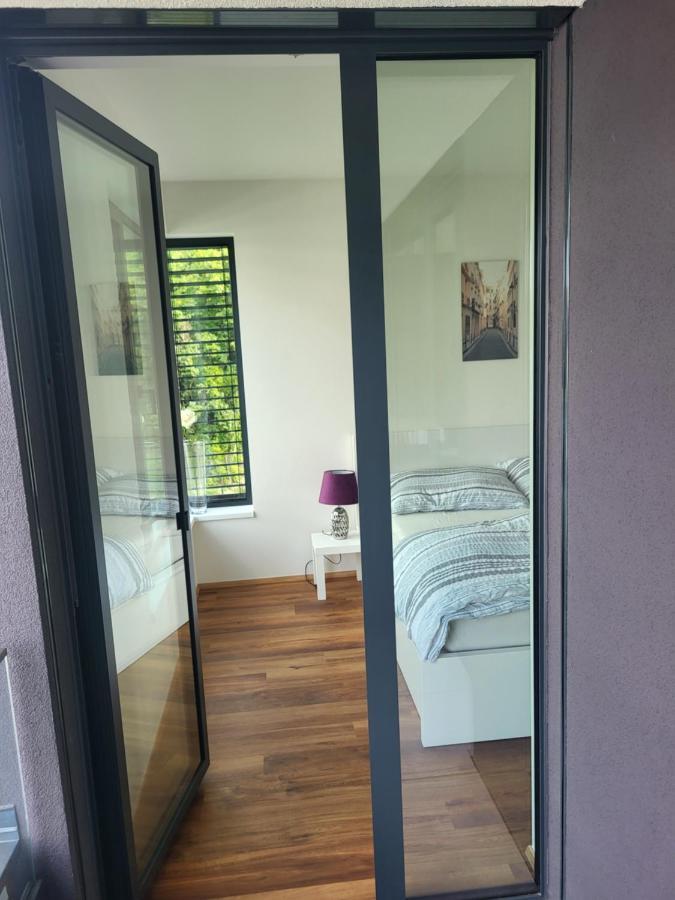 New Apartment In Karlin, Praha 8, Close To Center Εξωτερικό φωτογραφία